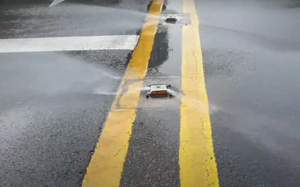South Korea's smart streets spray themselves clean and drop temperatures by 68 degrees
