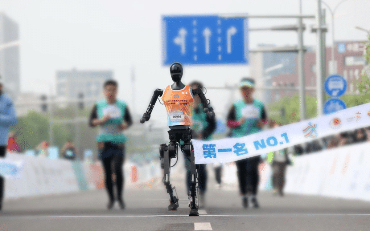 Humanoid robots race humans at a Chinese half marathon in world first