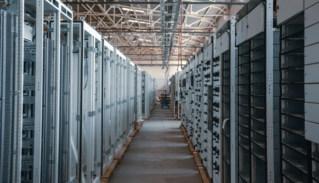 Utah is building a data center 2x bigger than Manhatten that will consume more electricity than the entire state combined