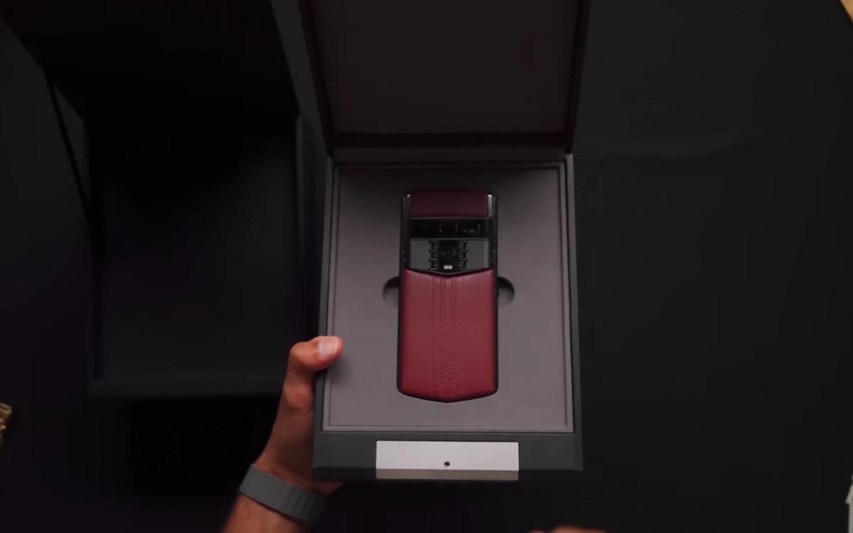 Man investigates the world's most expensive phone brand which costs $5,400 to see what it's like