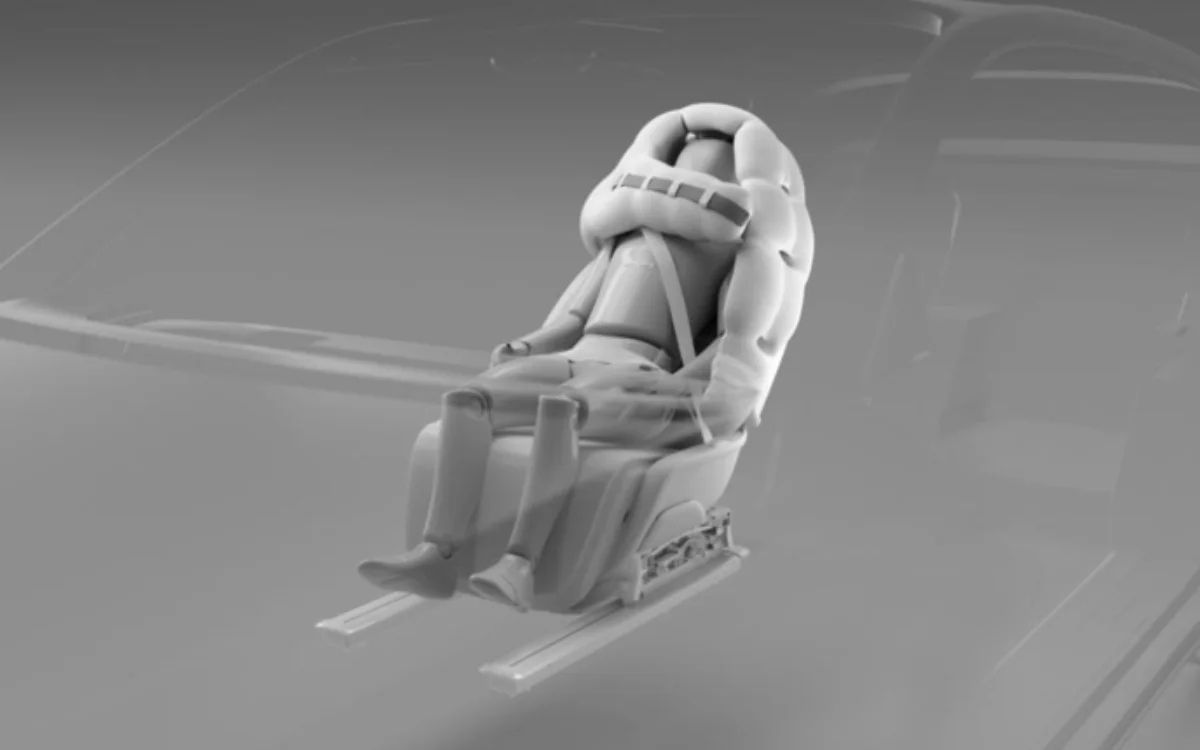 worlds-first-new-kind-of-helmet-airbag