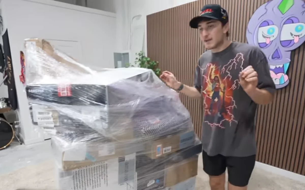 Georgia man buys a $13,252 pallet of Amazon electronics returns to see if he can make money out of it