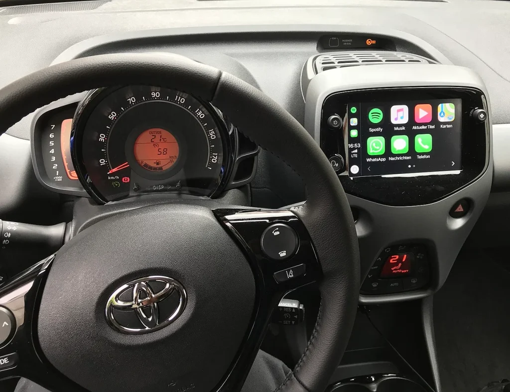 These are the Apple CarPlay settings to change if you want the best experience possible