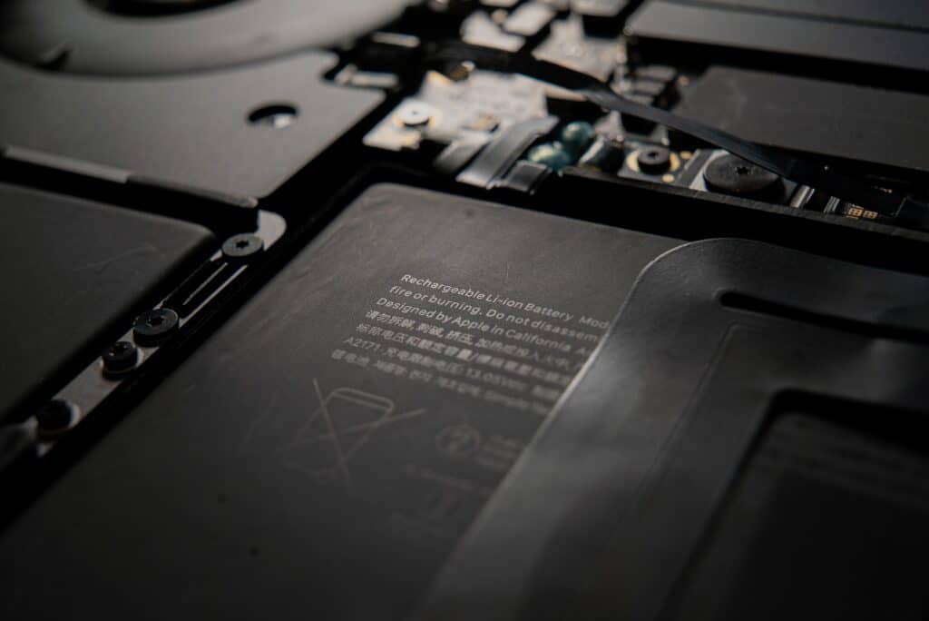 China develops nuclear battery that keeps smartphones charged for 5 decades