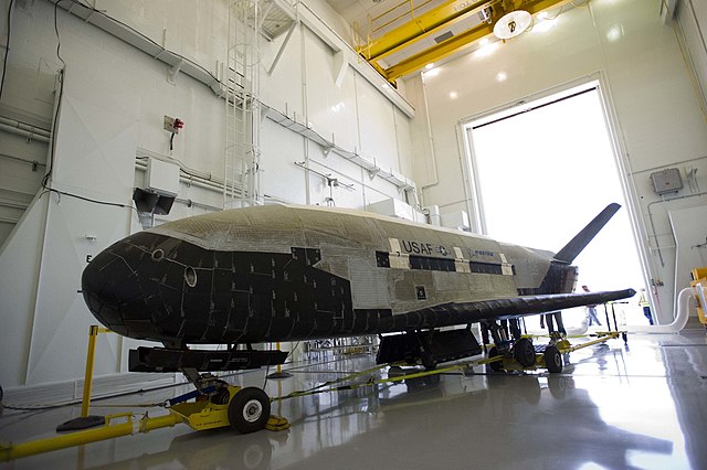 China's secret space plane emits strong signals to the ground