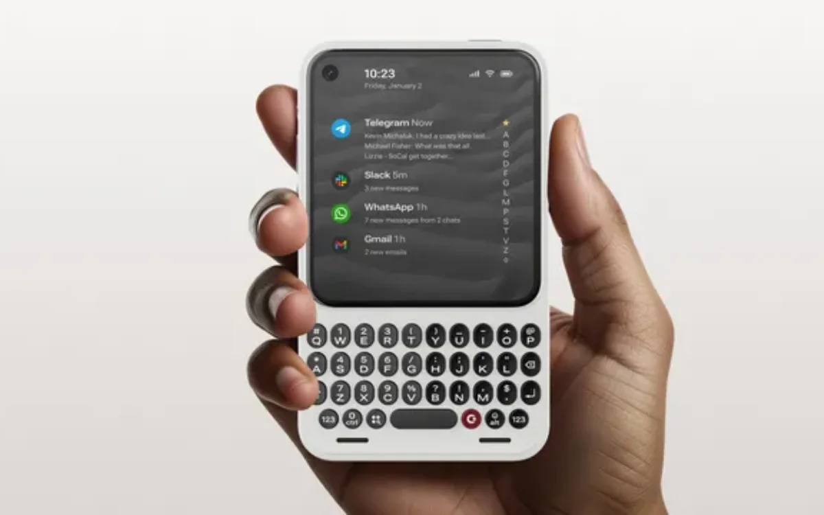 New BlackBerry-esque Android phone is a serious throwback with a physical keyboard and 3.5mm headphone jack