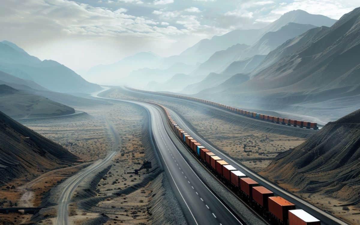 japan-unveils-plans-for-500km-conveyor-belt-road-that-could-replace-25000-trucks-per-day