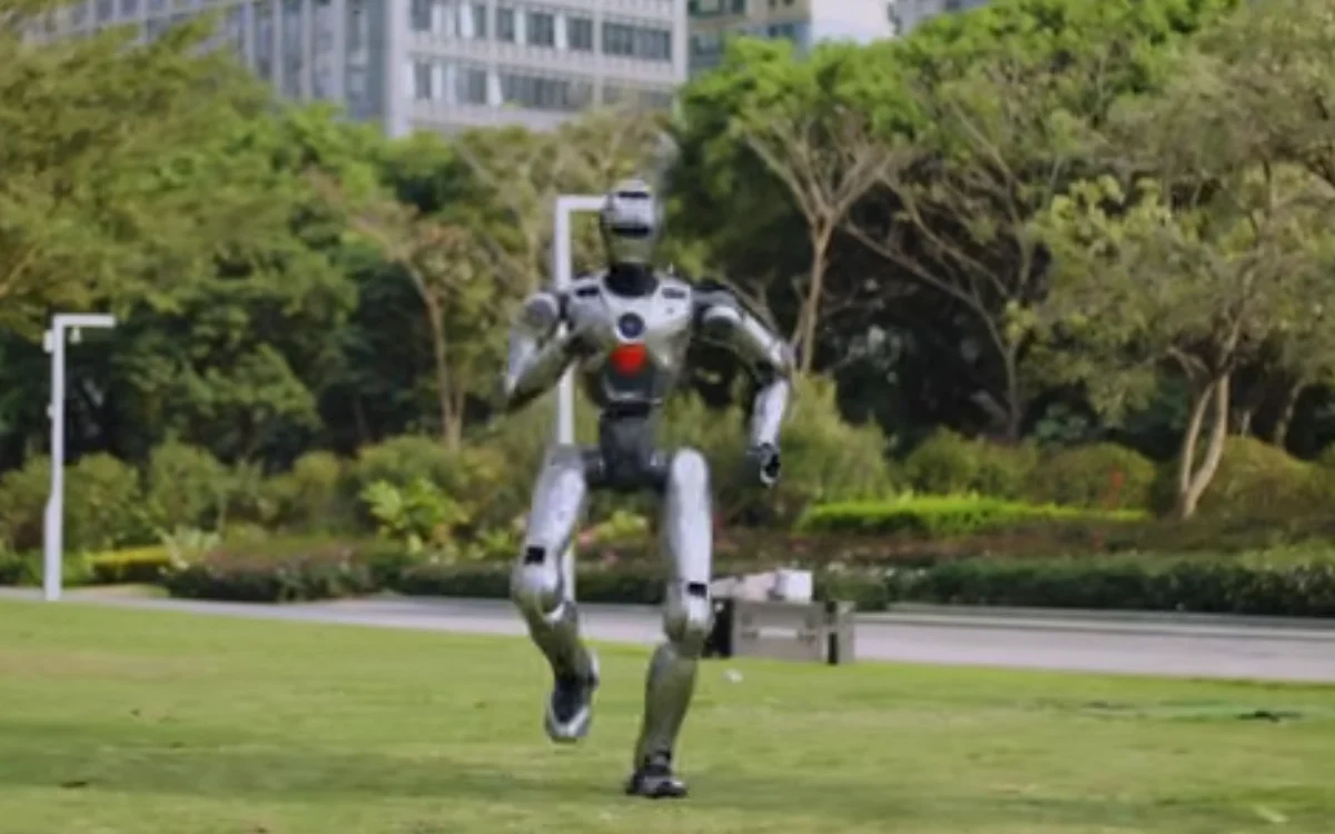 This new compact humanoid from China literally gets up from flat on its back and it looks exactly like a human