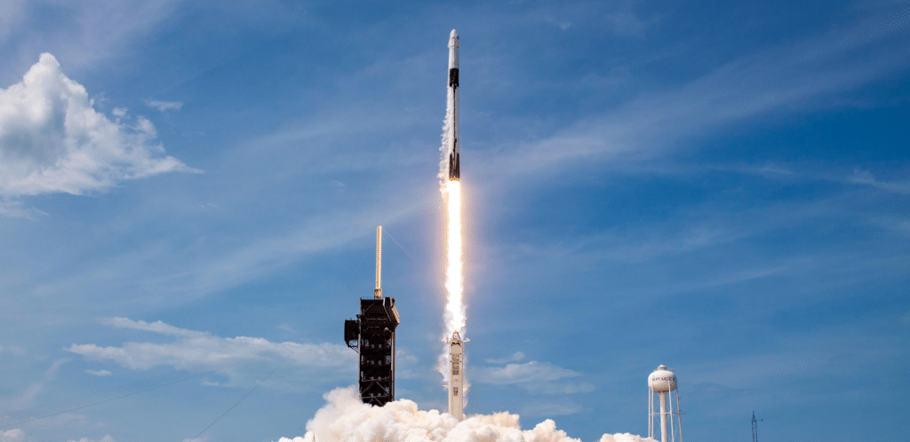 Flight crew member accidentally catches 'once-in-a-lifetime' Falcon 9 liftoff