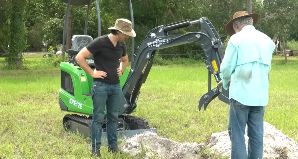 Man orders mini excavator from China and it arrives after months of waiting looking tiny