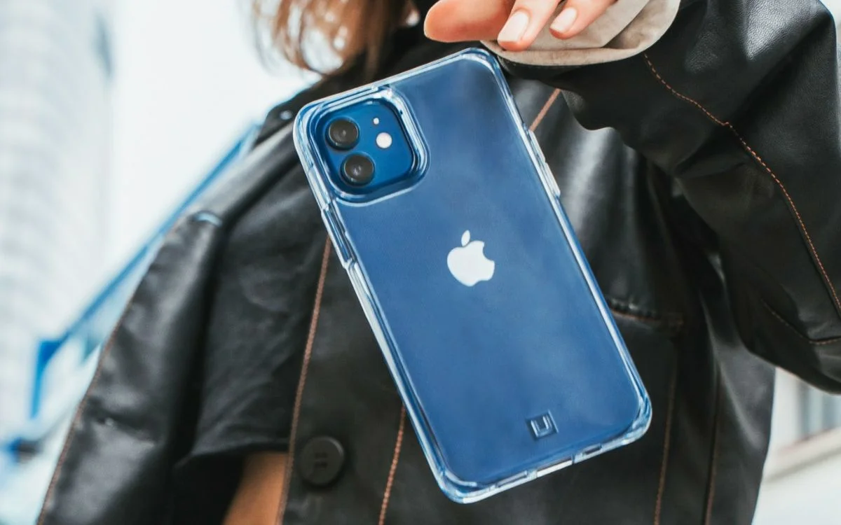 This is why you should no longer worry about having to use a phone case as all of these concerns are now addressed