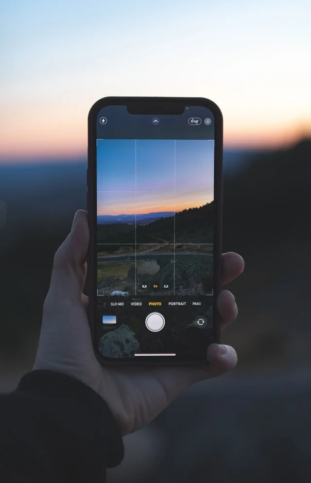 Difference between an iPhone camera and a $3,000 camera is even more wild than you'd expect