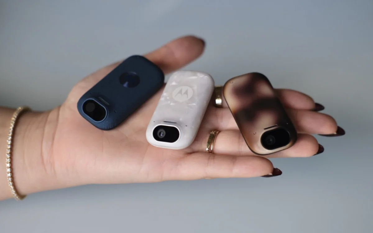 Motorola just debuted an AI necklace that wants to replace your smartphone