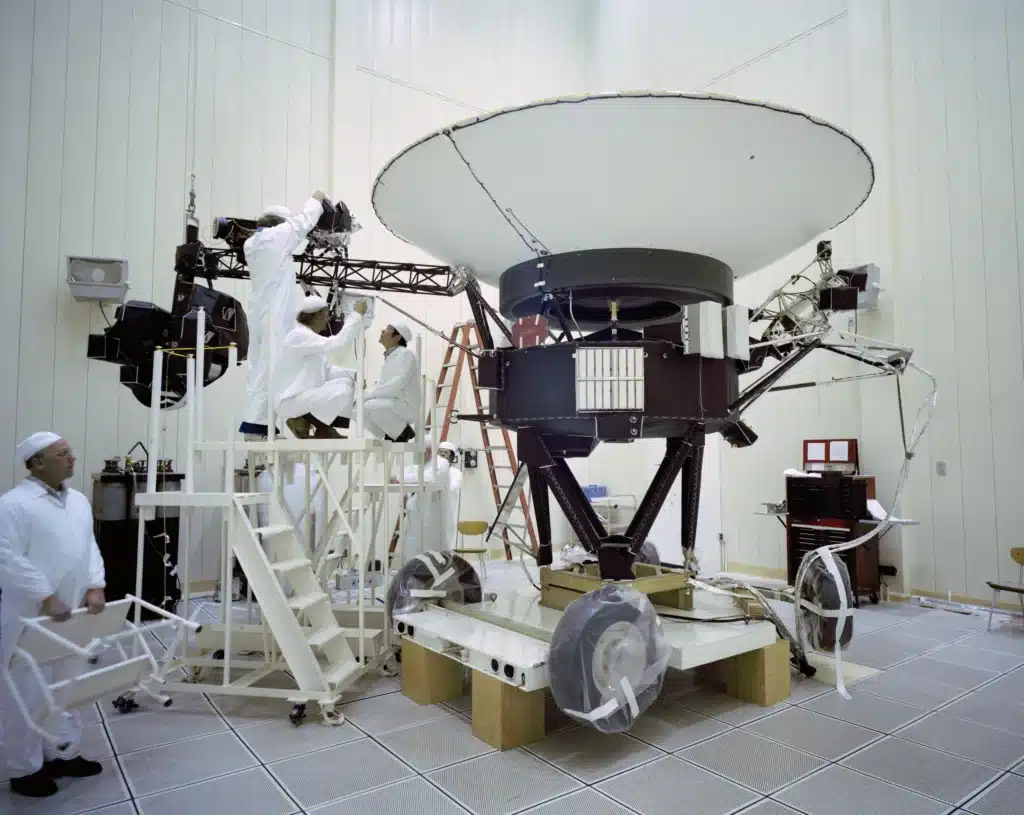 nasa voyager 1 messages