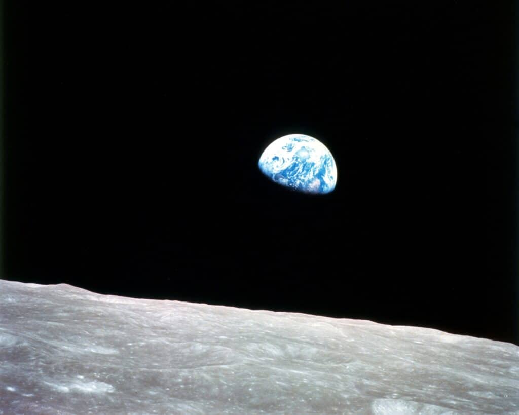 Trackers have predicted almost exactly when 1,100lb Soviet spacecraft is expected to crash into Earth 