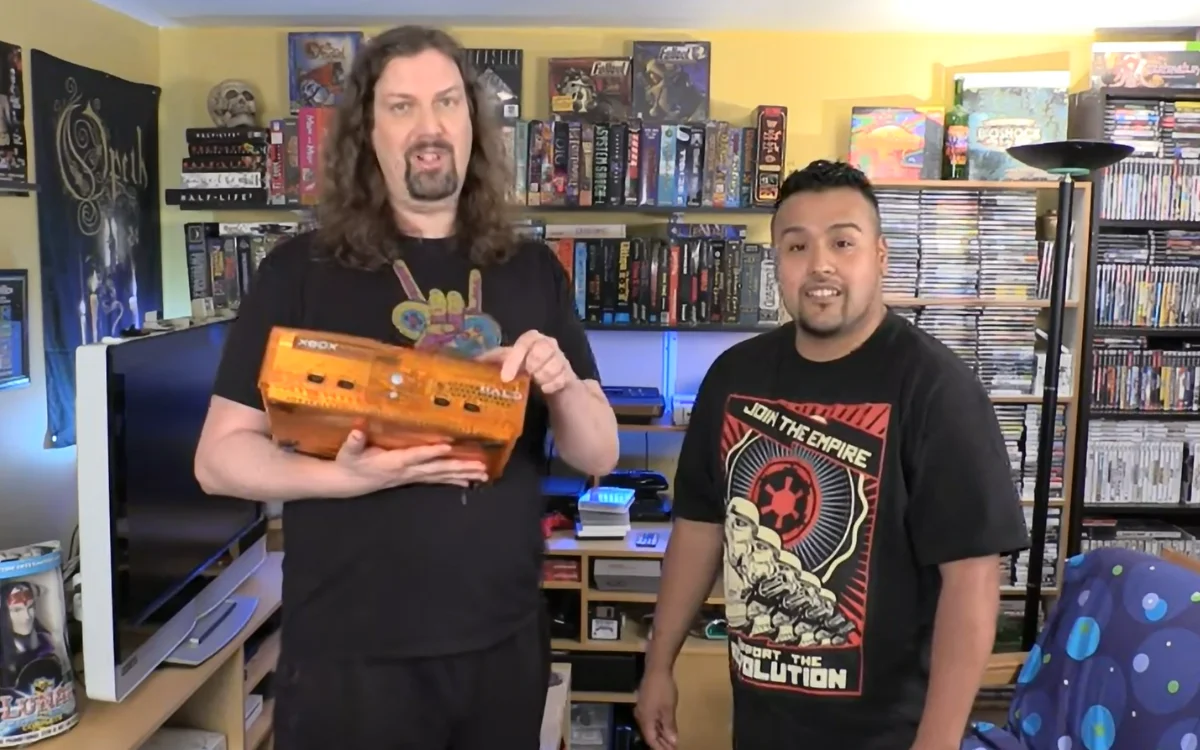 Seattle man discovers the world’s rarest Xbox at a yard sale for $50, a similar one once drew bids 400 times higher