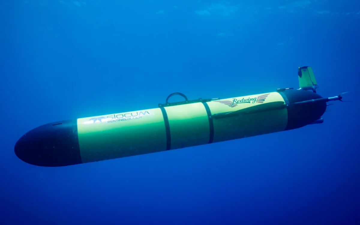 Autonomous underwater robot begins its mission to become first ever to travel all around the world