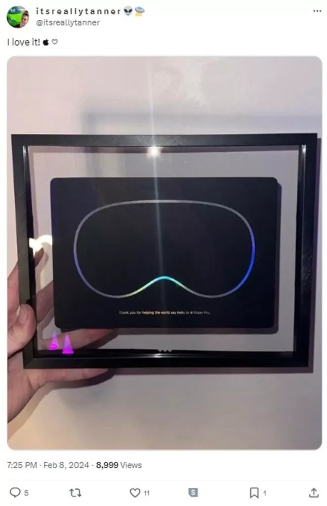 Apple gave employees who worked on Vision Pro gifts but people are seriously unimpressed