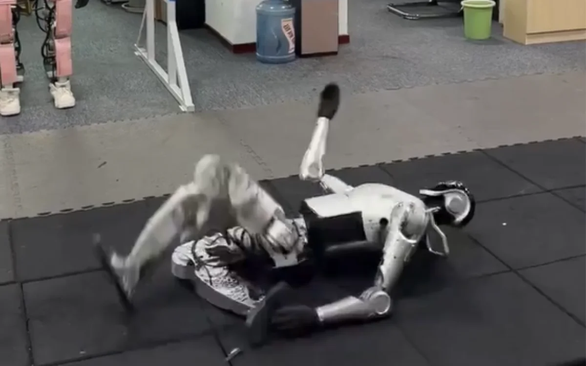 Humanoid bot's lightning-fast stand-up move has viewers calling it both impressive and mildly alarming