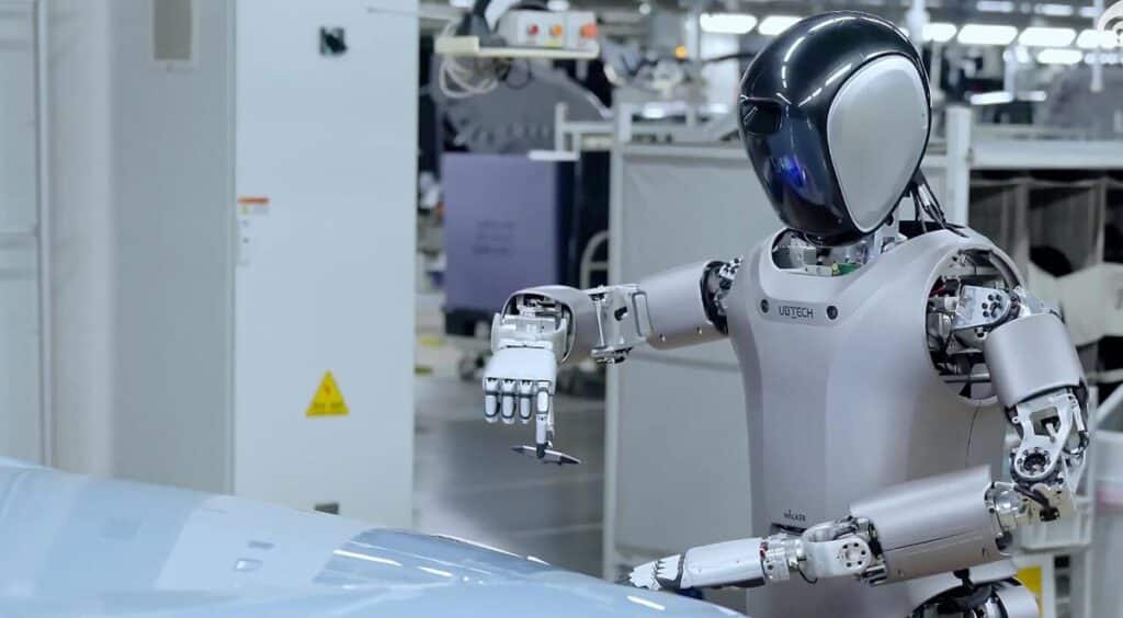 A factory run by humanoid robots is being built in China