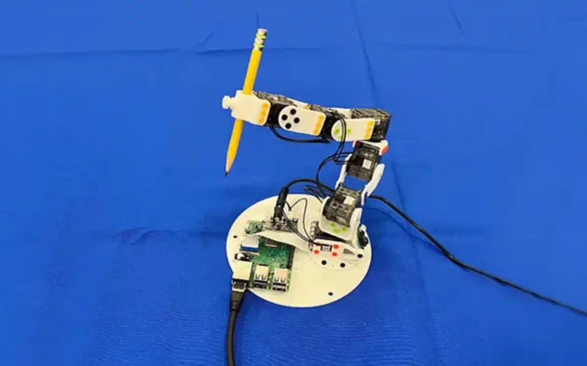 mit-ai-allows-robots-learn-movement-with-vision-not-sensors
