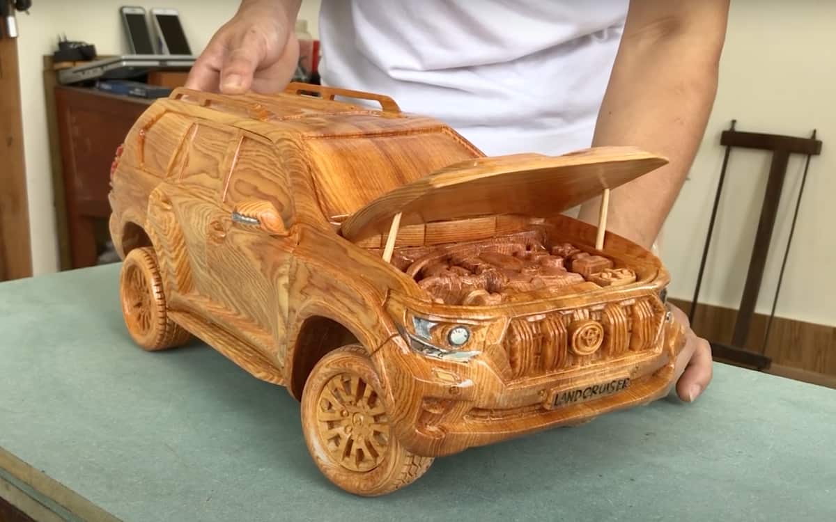 toyota-land-cruiser-prado-wooden-toy-car